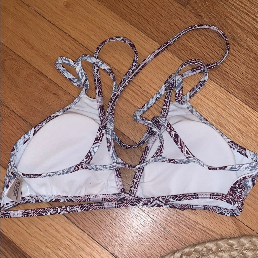 Patterned bikini top - Picture 2 of 3